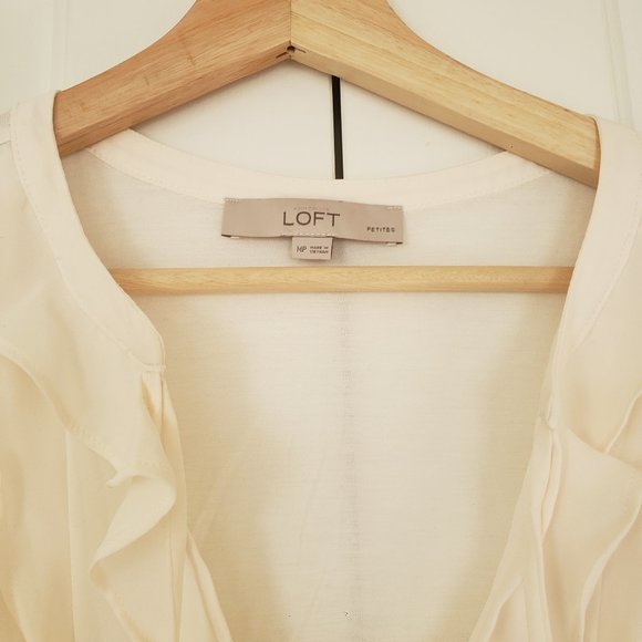 Loft Flowy Cream-White Blouse - Sleeveless Ruffle Front - Size MP - Picture 4 of 11